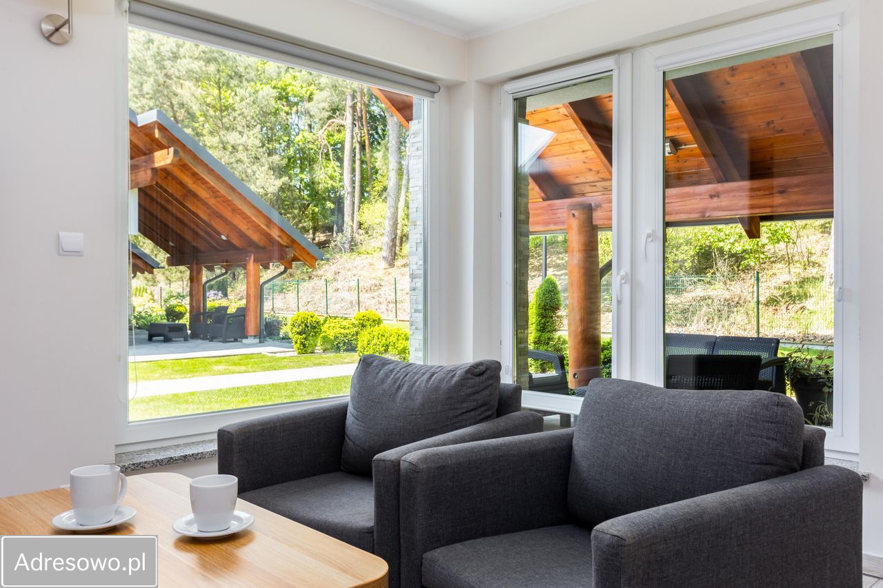 dom wolnostojący, 10 pokoi Sztutowo, ul. Leśna. Zdjęcie 4