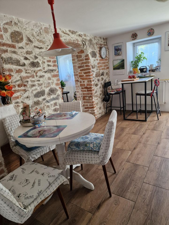 dom wolnostojący, 7 pokoi Bogatynia, ul. Marii Skłodowskiej-Curie. Zdjęcie 4