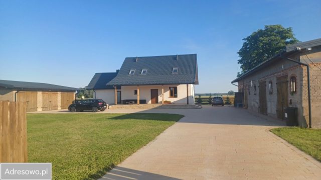 dom wolnostojący, 6 pokoi Skaratki. Zdjęcie 1