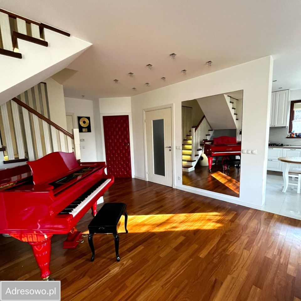 dom wolnostojący, 5 pokoi Cybulice Duże. Zdjęcie 2