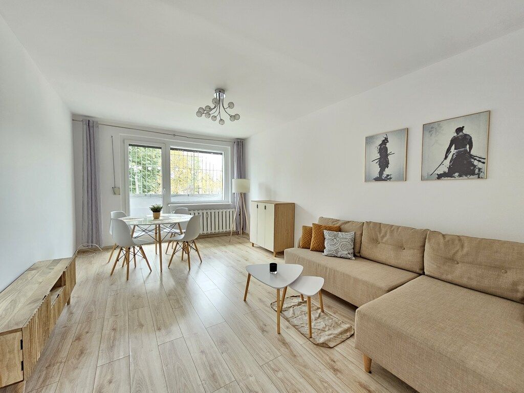 Mieszkanie 3-pokojowe Katowice Józefowiec, ul. ks. Piotra Ściegiennego. Zdjęcie 1
