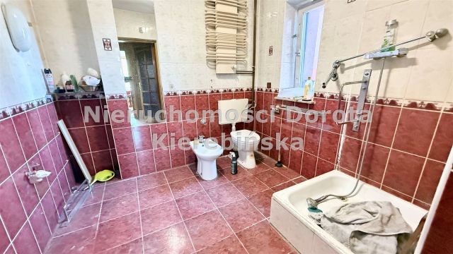 dom wolnostojący, 9 pokoi Ujazd. Zdjęcie 21