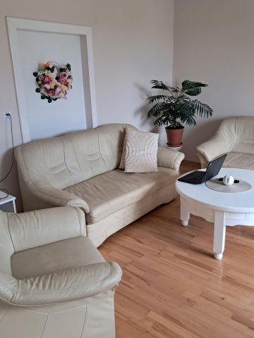 dom wolnostojący, 5 pokoi Babice, ul. Krakowska. Zdjęcie 1