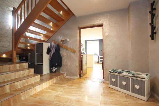 dom wolnostojący, 5 pokoi Kotowice, ul. Spacerowa. Zdjęcie 3