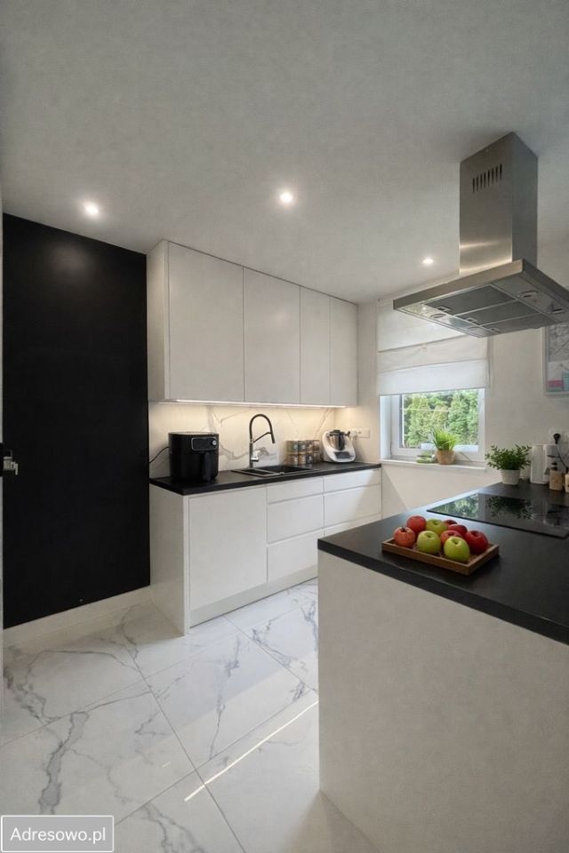 Mieszkanie 4-pokojowe Józefosław, ul. Barwinka. Zdjęcie 3