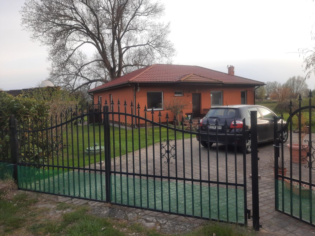 dom wolnostojący, 4 pokoje Zastań. Zdjęcie 4