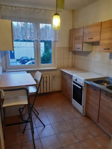 Mieszkanie 2-pokojowe Konin Zatorze, ul. Stanisława Moniuszki. Zdjęcie 1