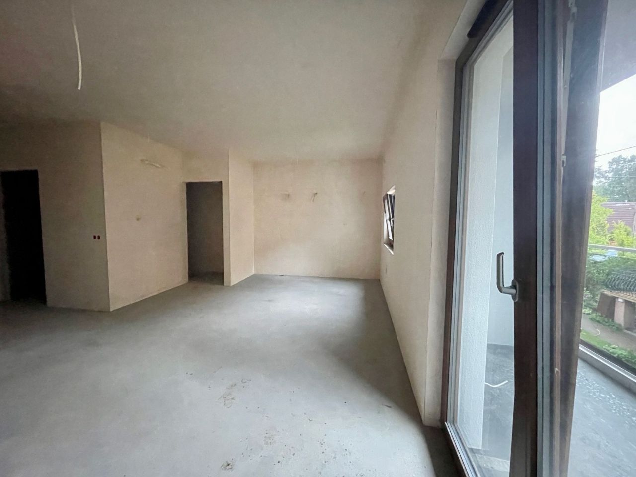 Mieszkanie 3-pokojowe Warszawa, al. gen. Władysława Sikorskiego. Zdjęcie 2