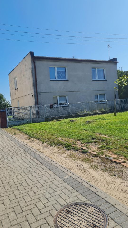 dom wolnostojący, 5 pokoi Lwówek, ul. Wiśniowa. Zdjęcie 1