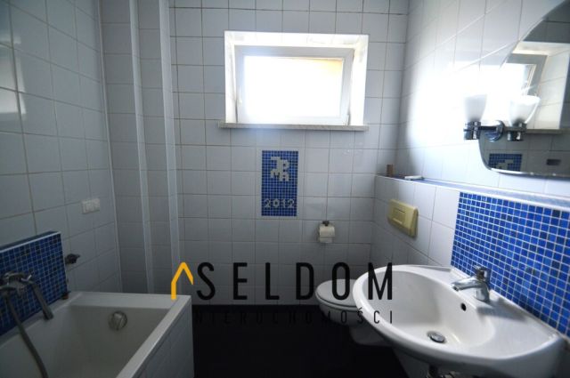 dom wolnostojący, 3 pokoje Schodnia, ul. ks. Piotra Gołąba. Zdjęcie 8