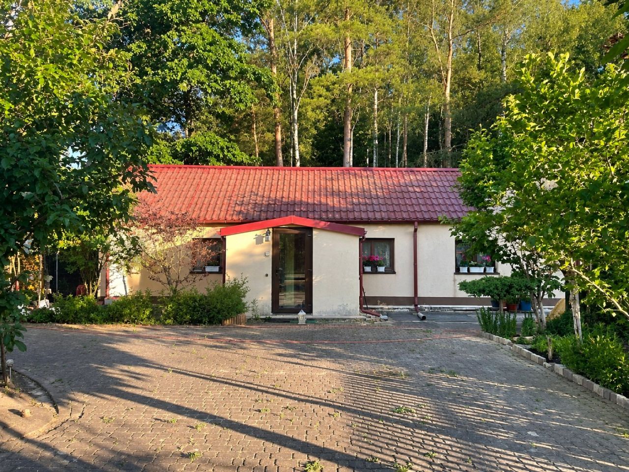dom wolnostojący, 2 pokoje Nadarzyn Stasinek, ul. Sosnowa. Zdjęcie 1