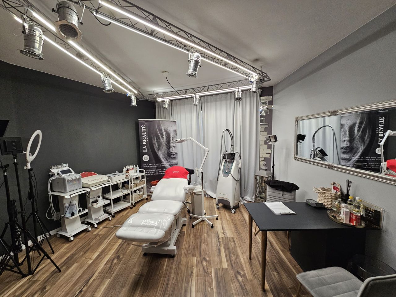 Lokal Warszawa Wola, ul. Białowiejska. Zdjęcie 7