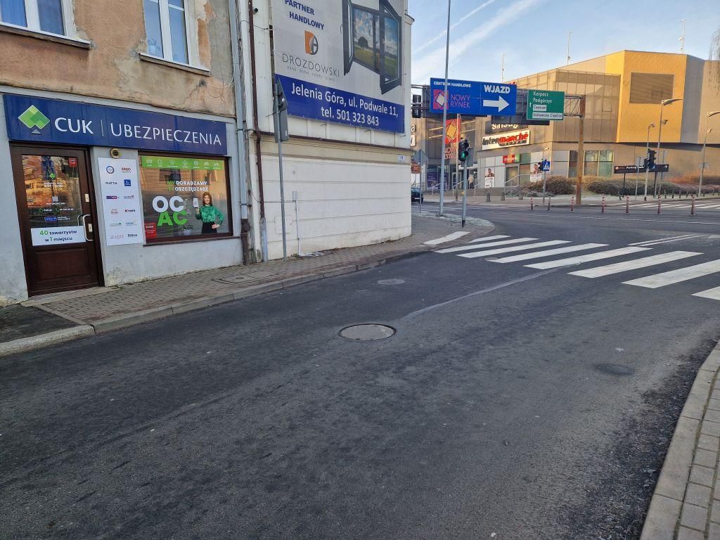Biuro Jelenia Góra Centrum, ul. Podwale. Zdjęcie 2