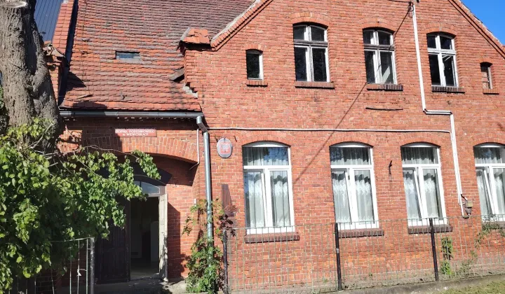 Nieruchomość komercyjna Wiewiórki