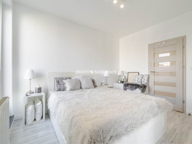 Mieszkanie 4-pokojowe Kraków Dębniki, ul. Czerwone Maki. Zdjęcie 18