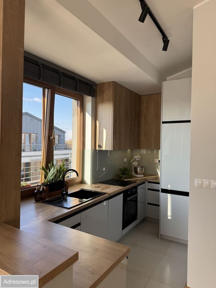 Mieszkanie 2-pokojowe Zamienie. Zdjęcie 6
