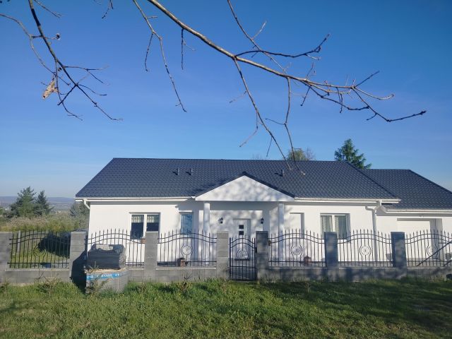 dom wolnostojący, 4 pokoje Kłodzko, Jarzębinowa. Zdjęcie 1