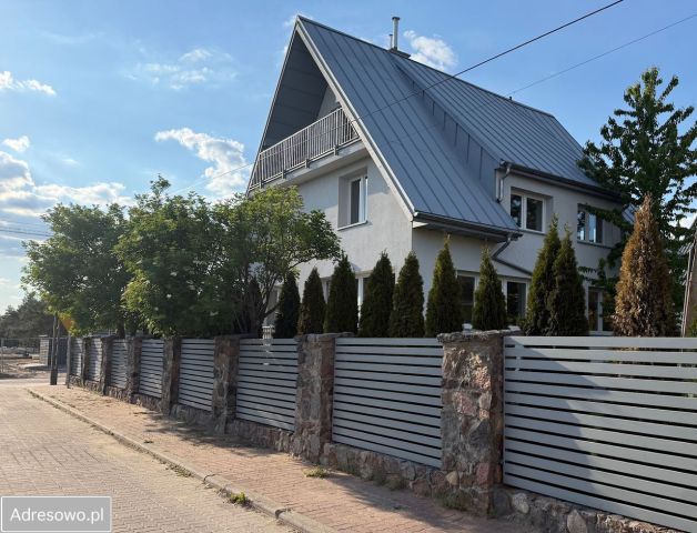 dom wolnostojący, 7 pokoi Serock, ul. Romualda Traugutta. Zdjęcie 1