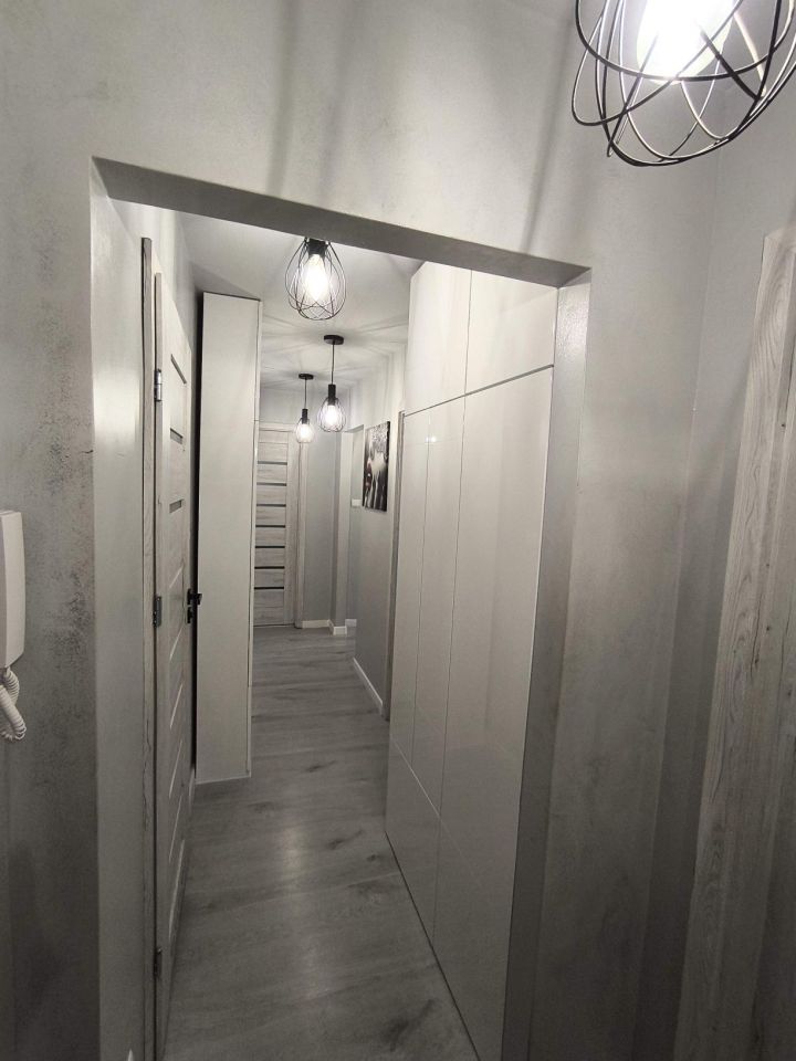 Mieszkanie 4-pokojowe Knurów. Zdjęcie 6