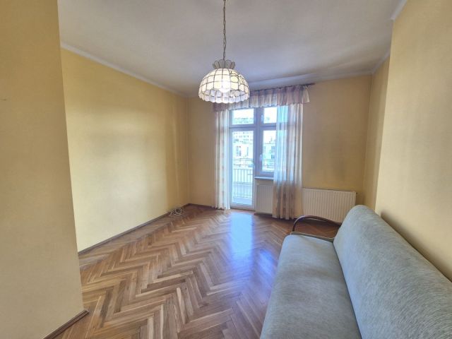 Mieszkanie 2-pokojowe Gdynia, ul. Świętojańska. Zdjęcie 2