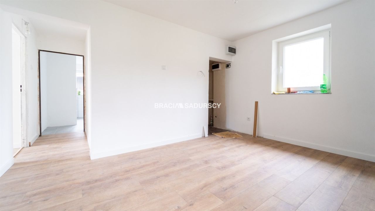 dom wolnostojący, 10 pokoi Skawina, ul. Żwirowa. Zdjęcie 32