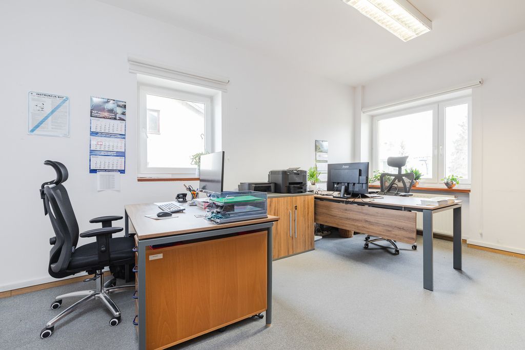 dom wolnostojący, 11 pokoi Warszawa