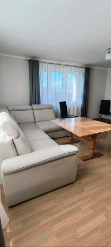 Mieszkanie 3-pokojowe Somonino. Zdjęcie 1