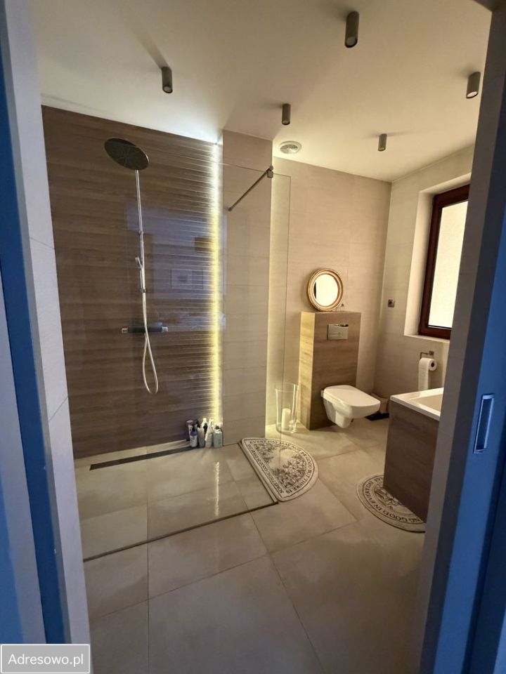 dom szeregowy, 5 pokoi Piaseczno. Zdjęcie 16