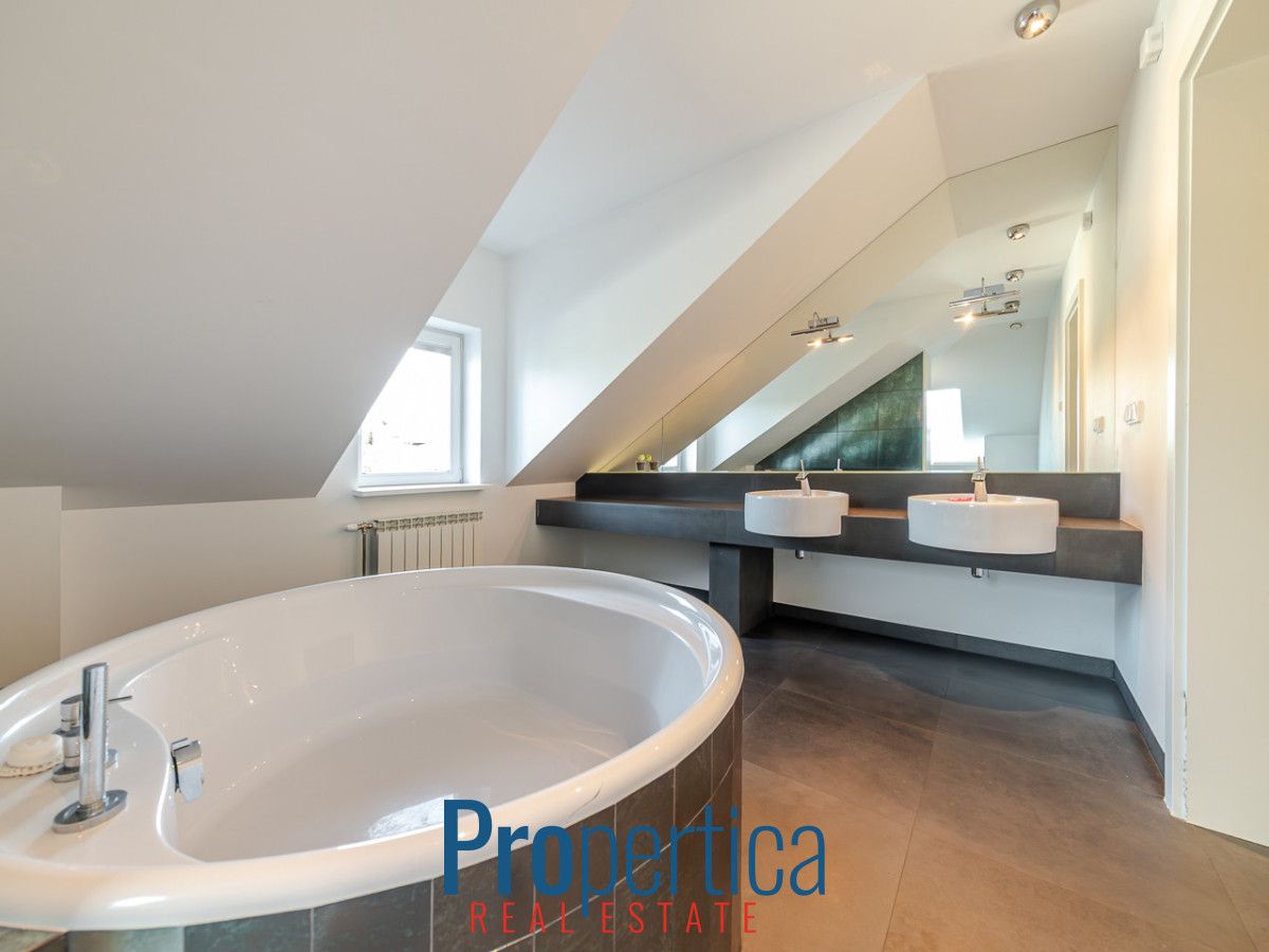 dom wolnostojący, 5 pokoi Warszawa Wawer, ul. Łańcucka. Zdjęcie 9