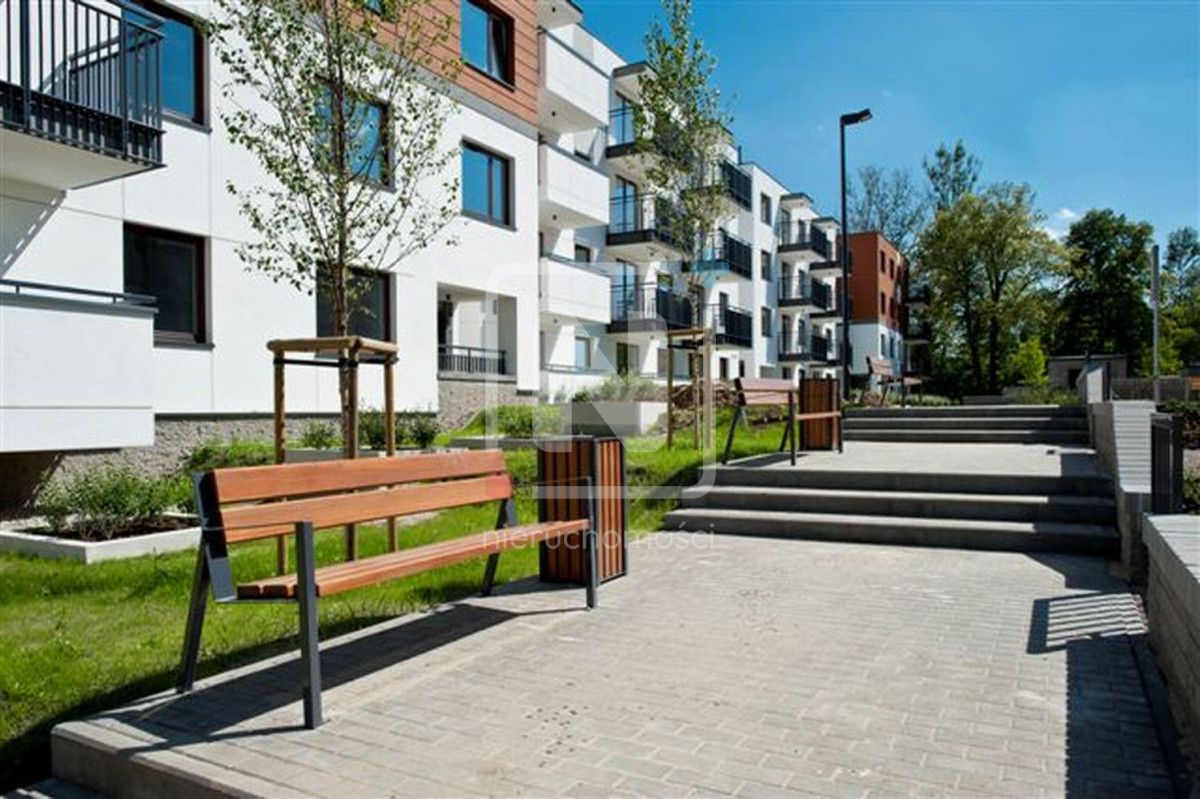 Mieszkanie 3-pokojowe Łomianki. Zdjęcie 13