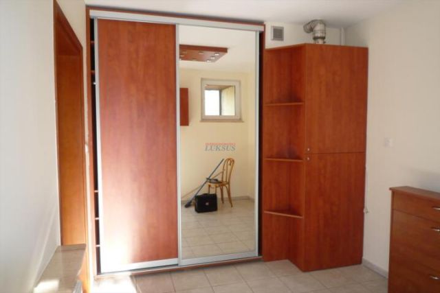 bliźniak, 2 pokoje Piaseczno. Zdjęcie 4