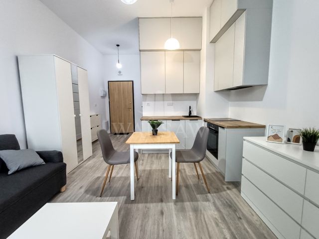 Mieszkanie 1-pokojowe Warszawa Włochy, ul. Wiktoryn. Zdjęcie 1