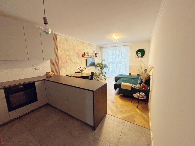 Mieszkanie 3-pokojowe Wrocław Muchobór Wielki, ul. Stanisława Kunickiego. Zdjęcie 1