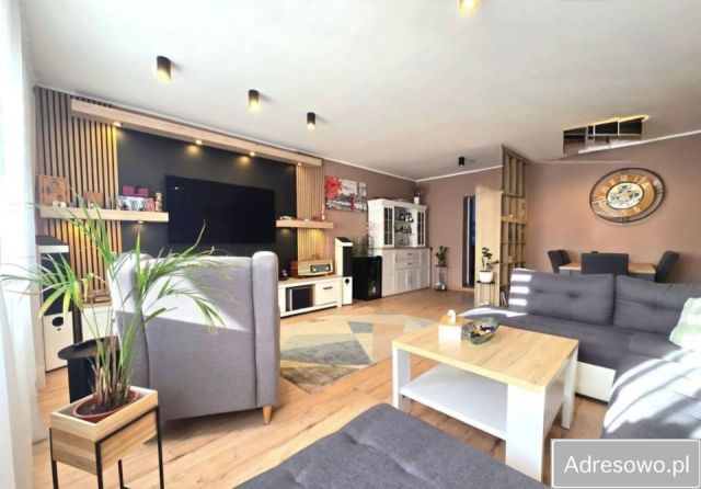 Mieszkanie 3-pokojowe Kożuchów. Zdjęcie 1