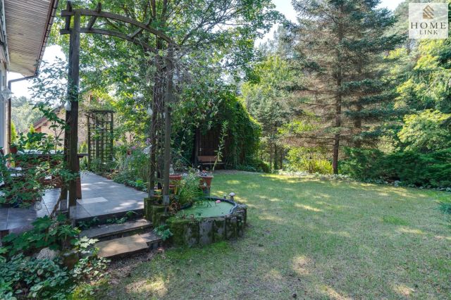 dom wolnostojący, 5 pokoi Guzowy Piec. Zdjęcie 12