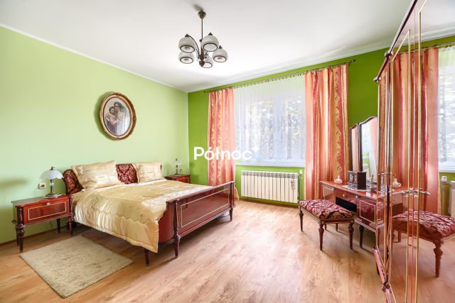 dom wolnostojący, 5 pokoi Radzionków. Zdjęcie 16