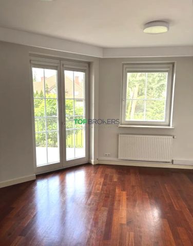 dom wolnostojący, 13 pokoi Warszawa Wawer. Zdjęcie 6