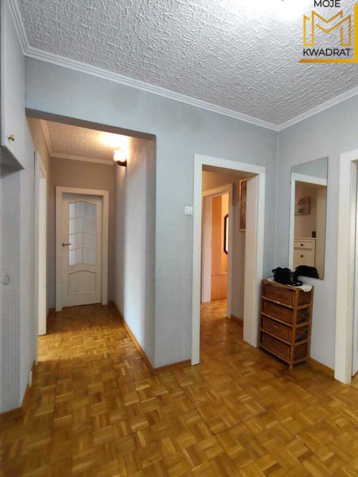 Mieszkanie 5-pokojowe Bełchatów. Zdjęcie 6