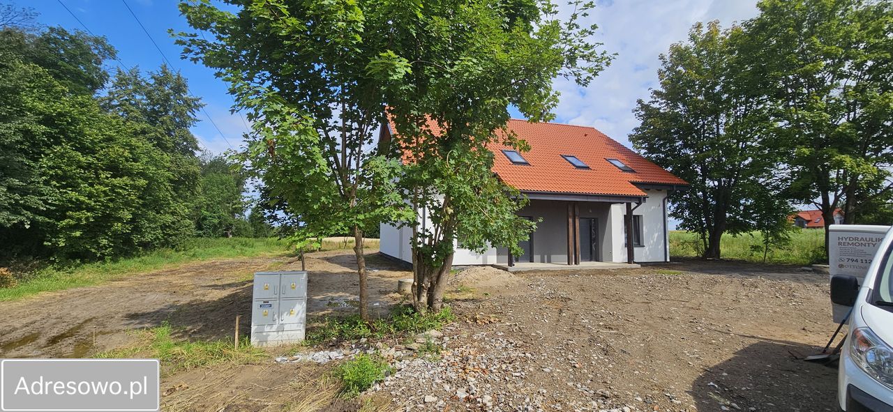 bliźniak, 5 pokoi Patryki. Zdjęcie 4