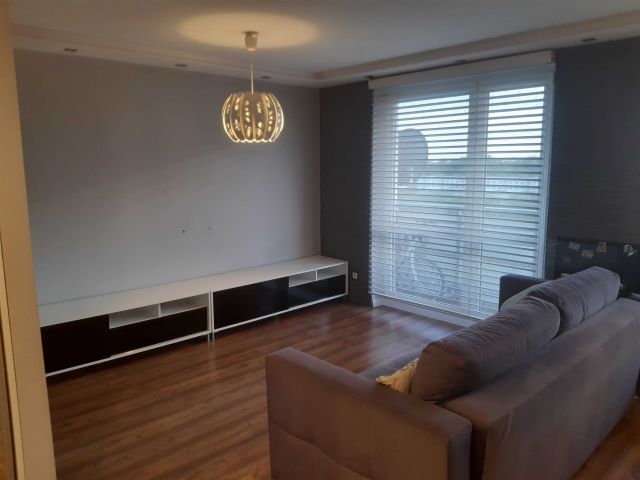 Mieszkanie 4-pokojowe Jastrzębie-Zdrój, ul. Wielkopolska. Zdjęcie 1