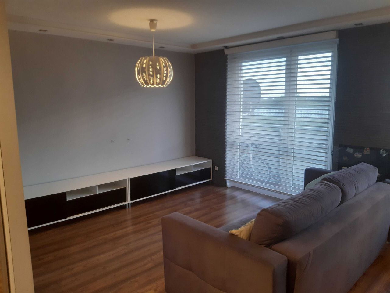 Mieszkanie 4-pokojowe Jastrzębie-Zdrój, ul. Wielkopolska. Zdjęcie 1