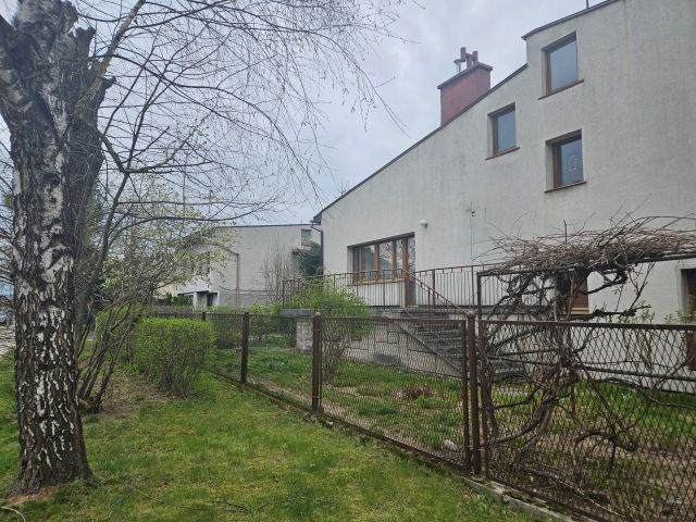 dom wolnostojący, 7 pokoi Nowy Sącz Kaduk, ul. Zawiszy Czarnego. Zdjęcie 1
