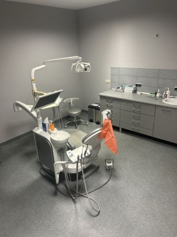 Lokal Komorniki. Zdjęcie 1