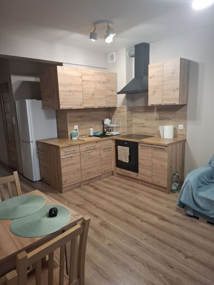 Mieszkanie 3-pokojowe Nowy Dwór Mazowiecki. Zdjęcie 2