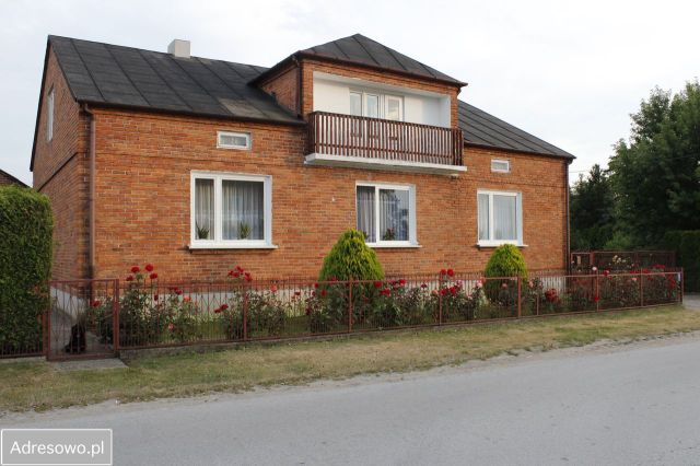 dom wolnostojący, 4 pokoje Załusin. Zdjęcie 1