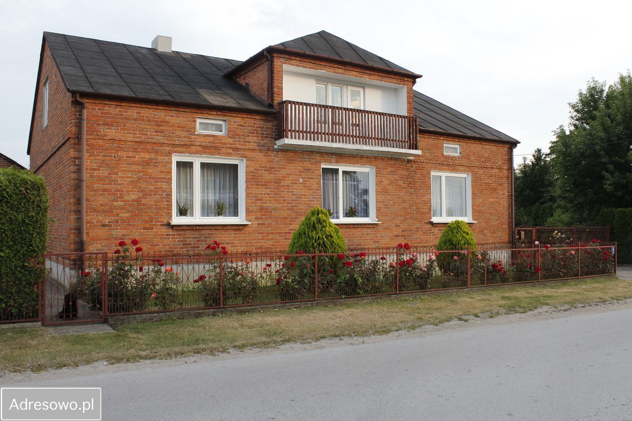 dom wolnostojący, 4 pokoje Załusin