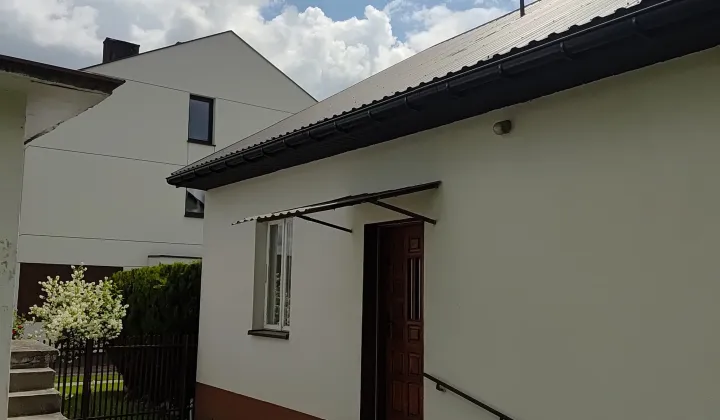 dom wolnostojący, 4 pokoje Oleśnica, ul. Szkolna