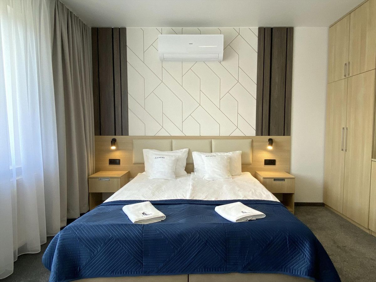 Hotel/pensjonat Łeba, ul. Hieronima Derdowskiego. Zdjęcie 2