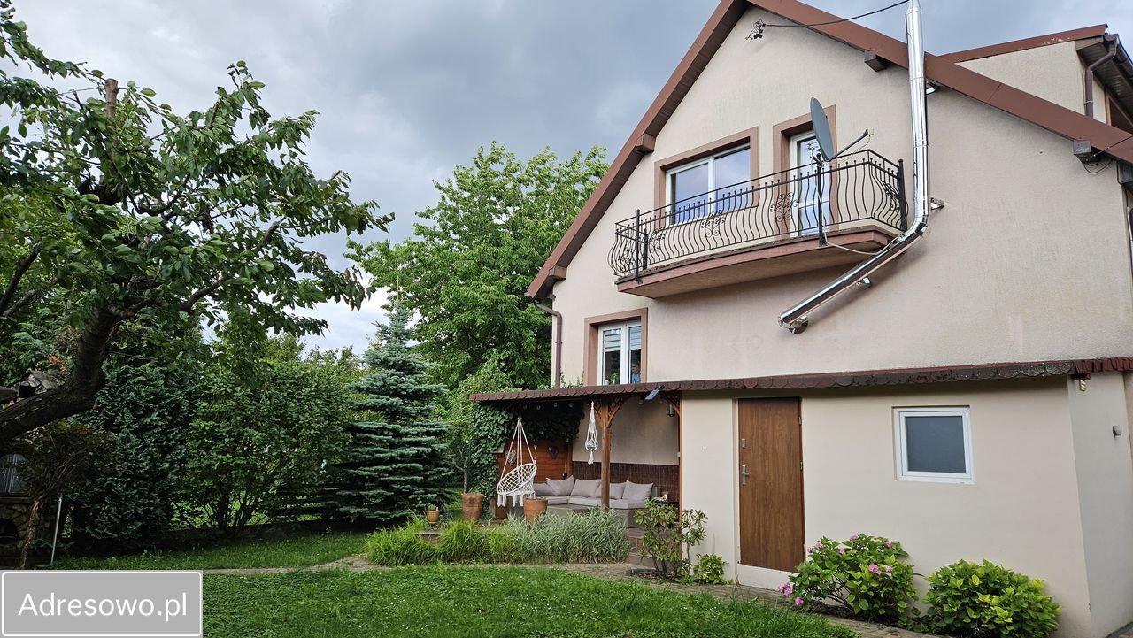 dom wolnostojący, 5 pokoi Kwidzyn, ul. Krasickiego. Zdjęcie 2