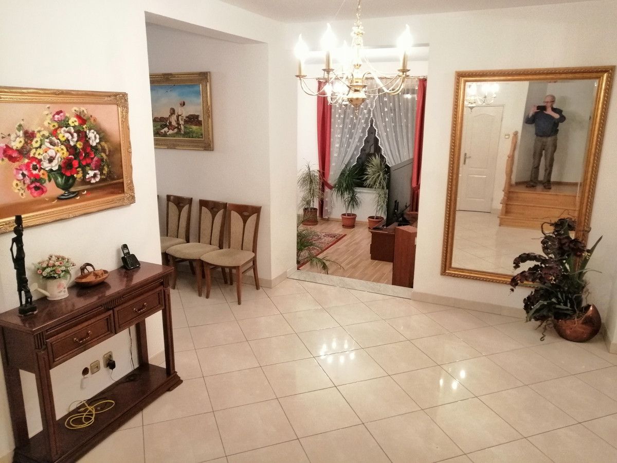 dom wolnostojący, 9 pokoi Kielce, ul. Ludomira Różyckiego. Zdjęcie 4